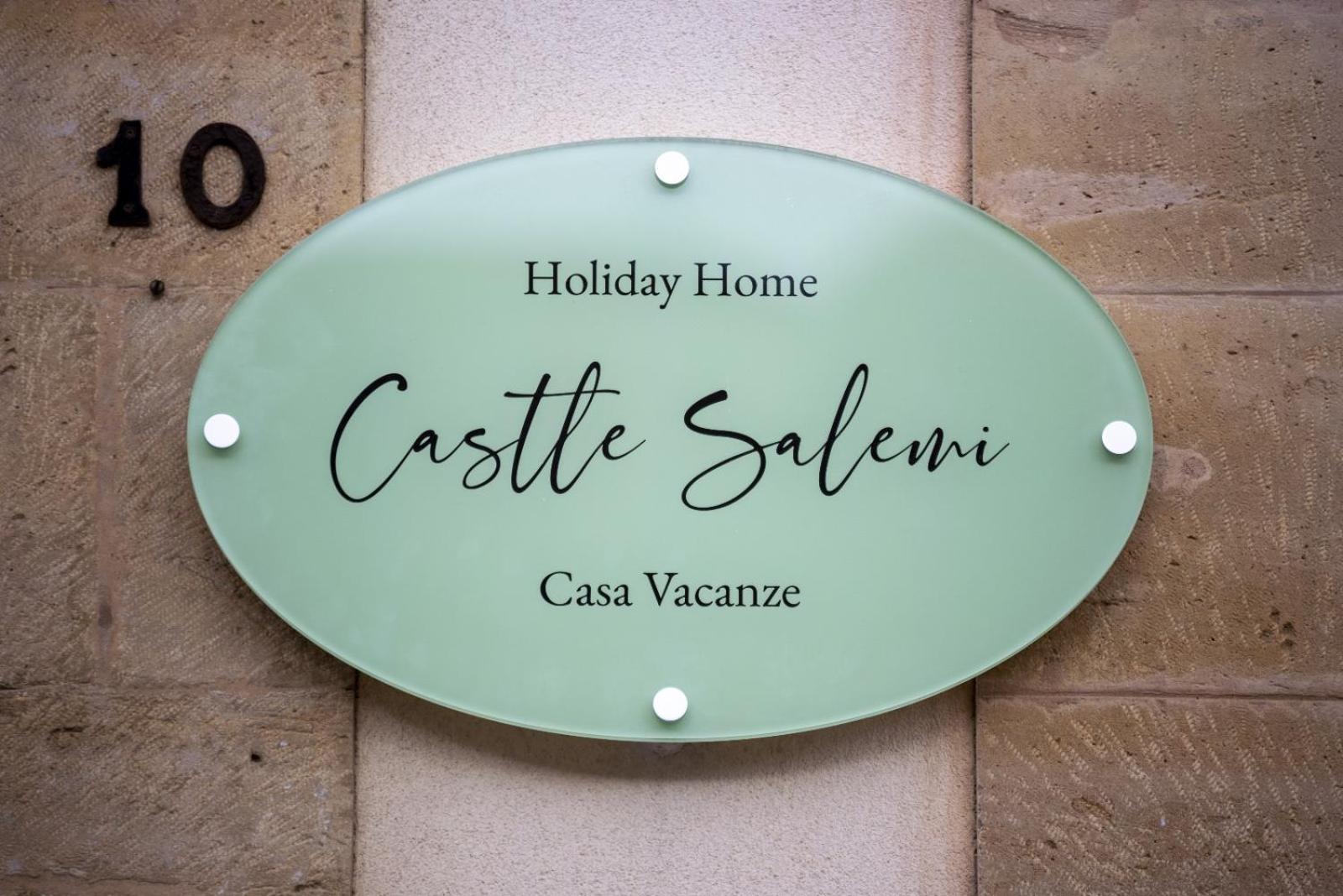 Holiday Home Castle Salemi - Casa Vacanze Bagian luar foto
