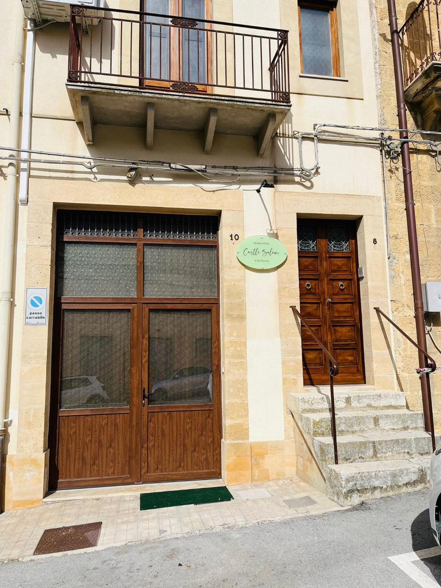 Holiday Home Castle Salemi - Casa Vacanze Bagian luar foto